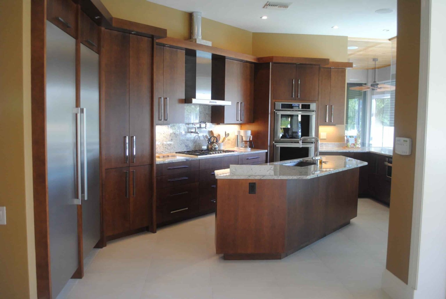 Semi Custom Kitchen Cabinets in Naples | Kitchen Cabinetry